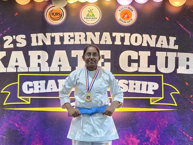 M S Yazhini School Topper and Karate Champion