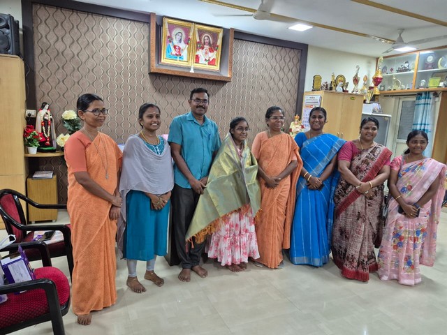 M S YAZHINI